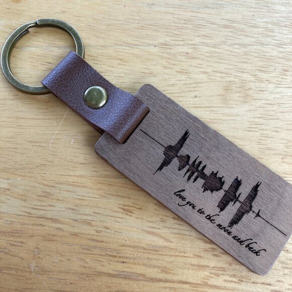 Love You To The Moon And Back Soundwave Wooden Keychain - Picture 1 of 4